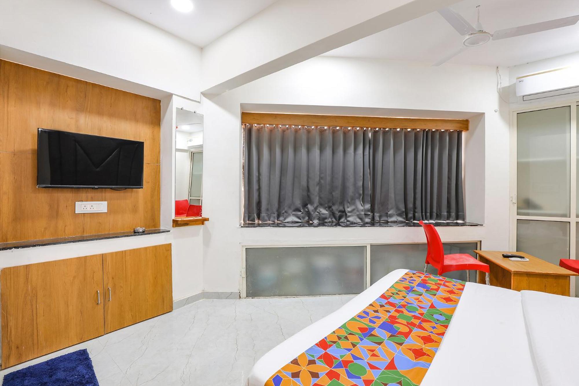 Fabhotel Crystal I - กันตินาการ์ ภายนอก รูปภาพ